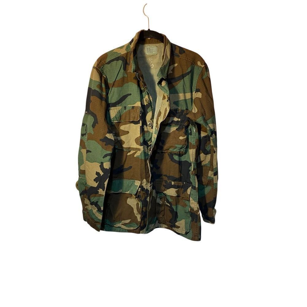 US military, Unisex camouflage, cargo, long sleeve, jacket, size medium
